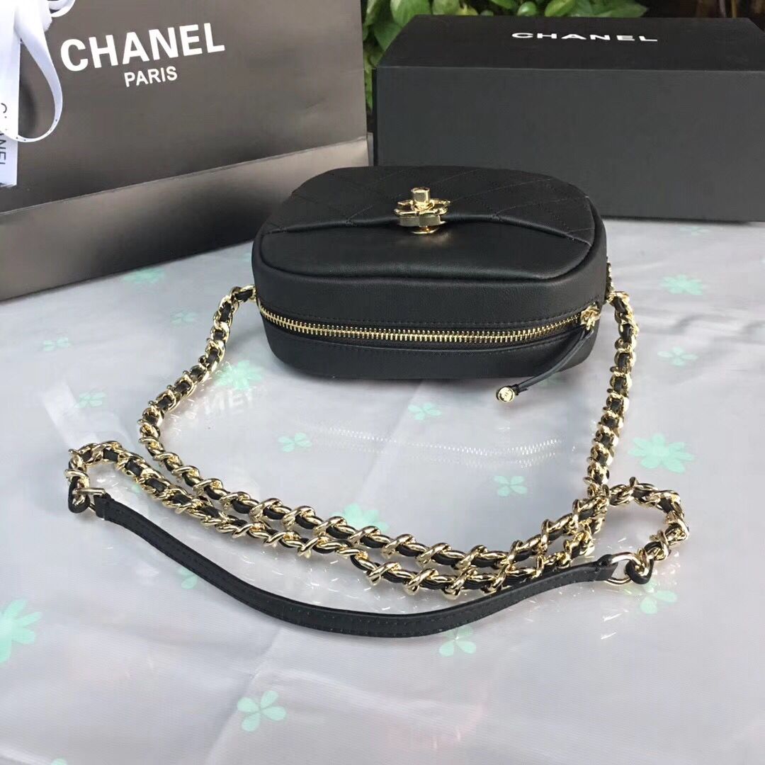 CHANEL シャネル 19Cクルーズコレクション カメラ ケース AS0137 Y84158 5B700