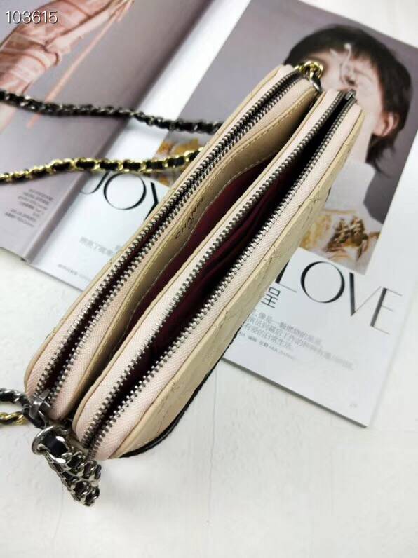 シャネル CHANEL ガブリエル チェーン クラッチ レディース ショルダーバッグ チェーンウォレット 2WAYバッグ ベージュ & ブラック ゴールド×シルバー A94505 Y61477 C0204