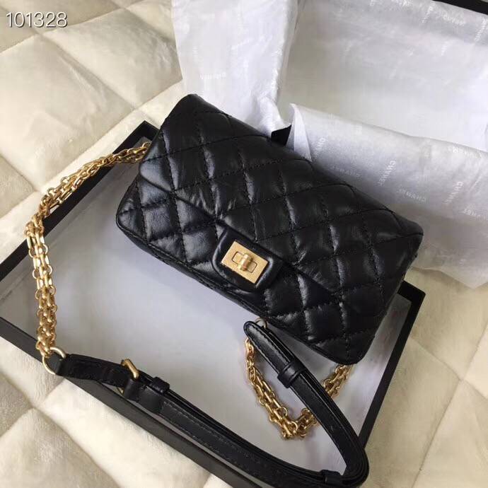 CHANEL キルティングがキュート!ウエストバッグ A57791 Y04634 94305