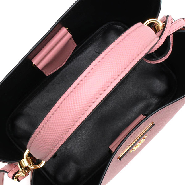 プラダ PRADA ハンドバッグ/ショルダーバッグ サフィアーノ/SAFFIANO キュイール/CUIR C パニエ 三角ロゴプレート ペタロピンク&ブラック 1BA212 2ERX F0TMS レディース