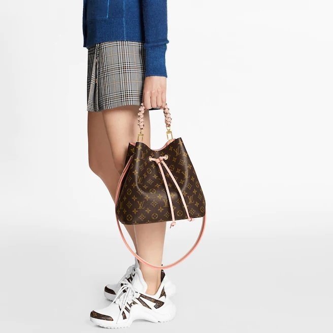 LOUIS VUITTON ルイ・ヴィトン  モノグラム ピンク レディース バッグ トートバッグ ショルダーバッグ ネオノエ M45577