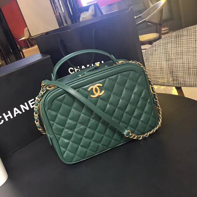 CHANEL バニティー バック ショルダー グリーン レッド ベージュ A57906 Y83940 94306