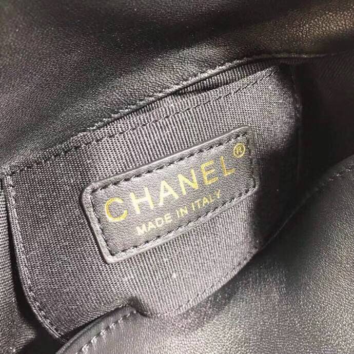 CHANELバッグ シャネル 18AW A57861 Y83679 94305 バケットバッグ ブラック 