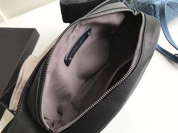ボッテガヴェネタ BOTTEGA VENETA ベルトバッグ ウエストバッグ メンズ ウエストポーチ ナイロン バッグ 520452-v465x-1000 VN