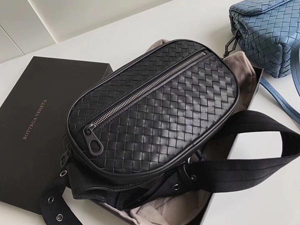 ボッテガヴェネタ BOTTEGA VENETA ベルトバッグ ウエストバッグ メンズ ウエストポーチ ナイロン バッグ 520452-v465x-1000 VN