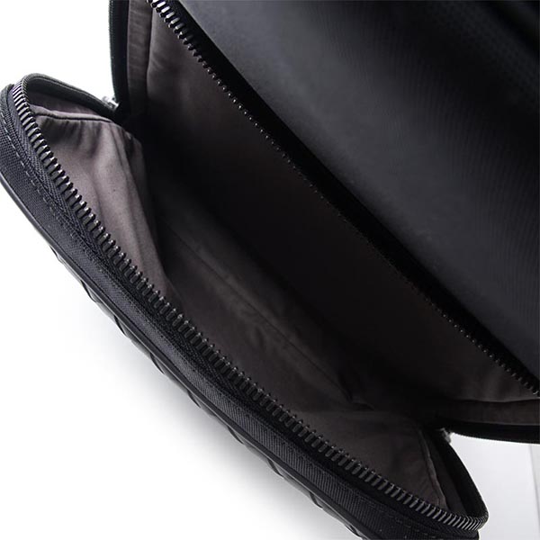 ボッテガヴェネタ BOTTEGA VENETA ボディバッグ ワンショルダー ブラック メンズ バッグ 520117 vaye3 1000 HI-TECH CANVAS ハイテクキャンバス