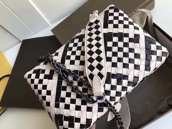 ボッテガヴェネタ BOTTEGA VENETA パボーネ スモール オリンピアバッグ 536193VBK001950