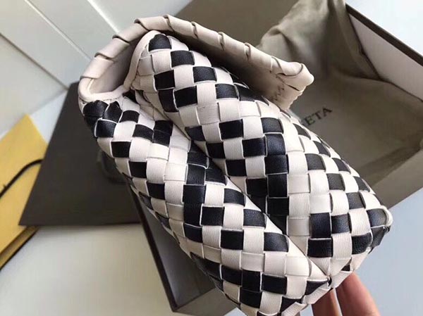 ボッテガヴェネタ BOTTEGA VENETA パボーネ スモール オリンピアバッグ 536193VBK001950