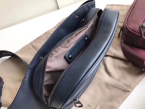 ボッテガヴェネタ BOTTEGA VENETA エレガント イントレチャートベルトバッグ 523256VALKH4080