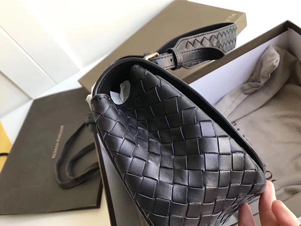 ボッテガヴェネタ BOTTEGA VENETA ボッテガ BV ルナ バッグ ブラック 550436V1EED1000