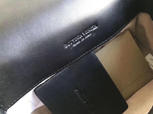 ボッテガヴェネタ BOTTEGA VENETA ボッテガ BV ルナ バッグ ブラック 550436V1EED1000