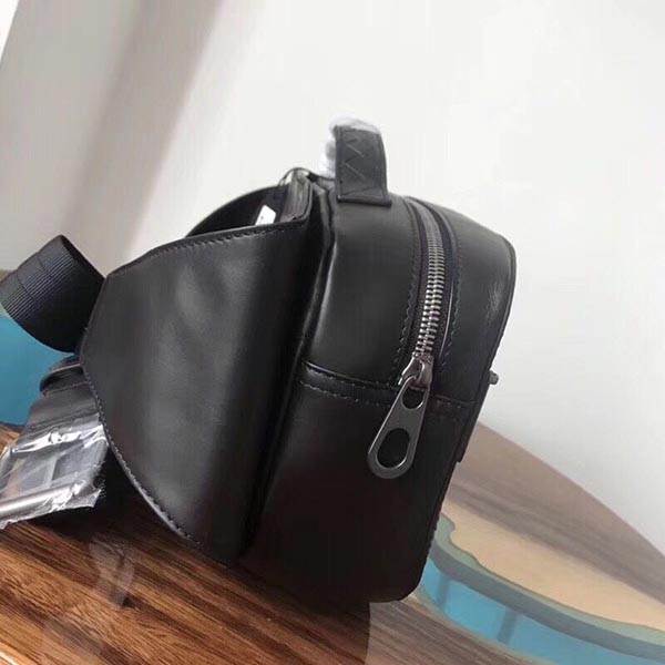 ボッテガヴェネタ BOTTEGA VENETA☆アイレット VN ベルトバッグ542060VA3C14448