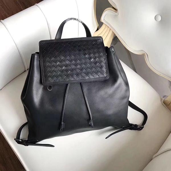 BOTTEGA VENETA ボッテガヴェネタ リュックサック ナッパ イントレチャート レザー ブラック 407093 バックパック
