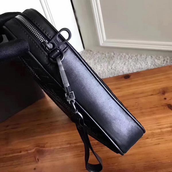 ボッテガヴェネタ BOTTEGA VENETA  セカンドバッグ ネロ ブラック系 477618-v4651-1000