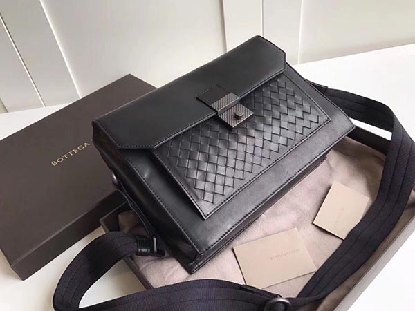ボッテガヴェネタバック BOTTEGA VENETA  デニム ナッパ メッセンジャーバッグ477666VEEE54279