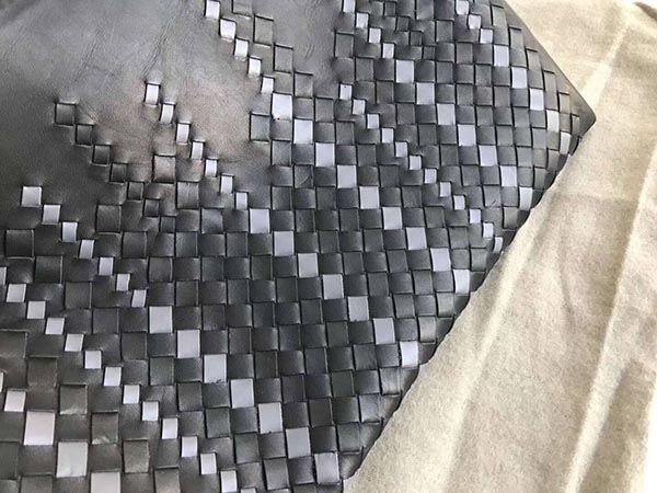 ボッテガヴェネタ BOTTEGA VENETA☆イントレチャート クラッチバッグ 522453VBKH18593