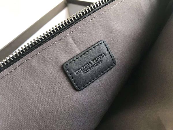 ボッテガヴェネタ BOTTEGA VENETA☆イントレチャート クラッチバッグ 522453VBKH18593
