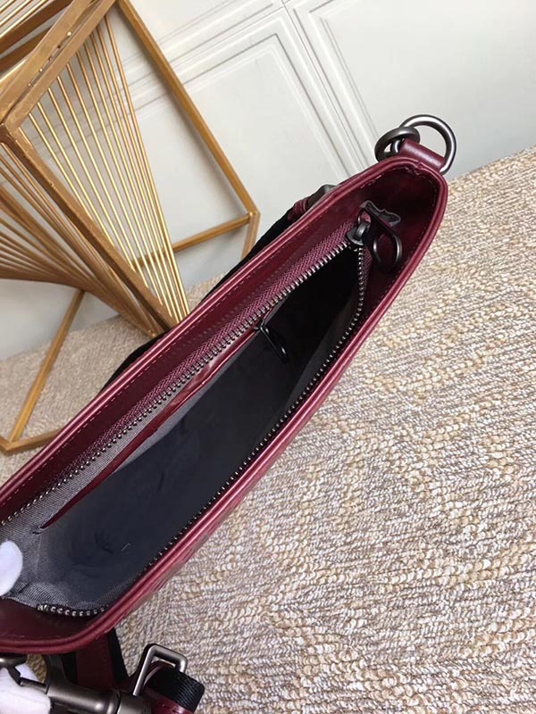 ボッテガヴェネタ BOTTEGA VENETA ショルダーバッグ メンズ バッグ ショルダー 普段づかい 革 レザー 通勤 バイク 仕事 自転車 276357-v465c-6492
