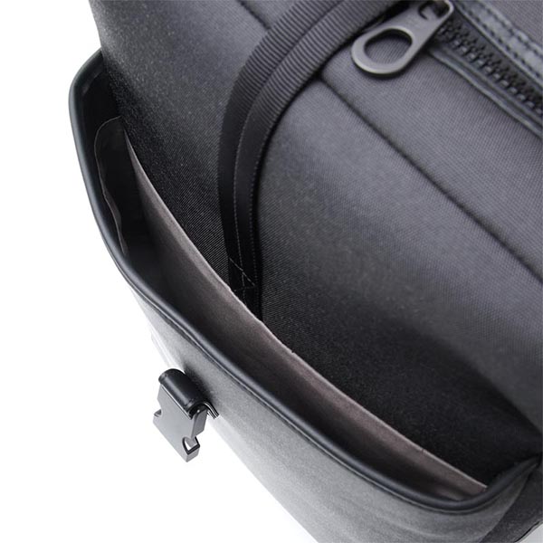 ボッテガヴェネタ BOTTEGA VENETA バックパック リュックサック グレー メンズ バッグ リュック カジュアル レザー 548397 vaye7 8682 メリディアン