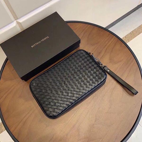 ボッテガヴェネタ BOTTEGA VENETA セカンドバッグ クラッチバッグ メンズ レディース クラッチ バッグ ポーチ 516127-vq131-1000 レッジェーロ
