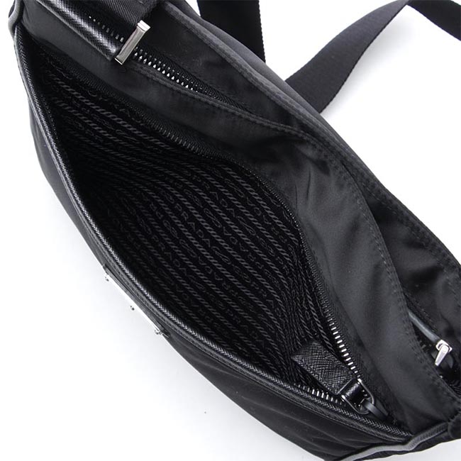 プラダ PRADA メッセンジャー バッグ ブラック メンズ バッグ カジュアル ナイロン ロゴ モノグラム 2vh269 064 f0002