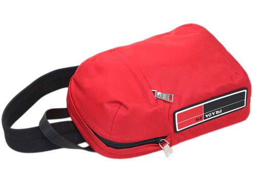 プラダバッグ 2VZ023 PRADA メンズ ボディバッグ ワンショルダー TESSUTO ROSSO ロッソ ナイロンレッド