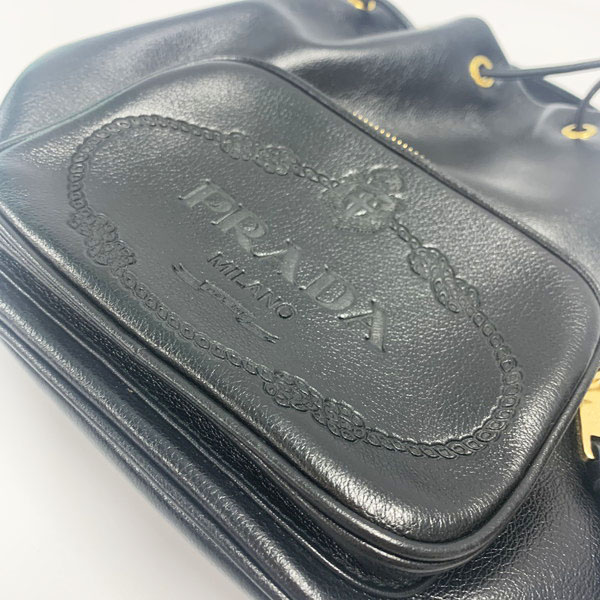 PRADA プラダ 巾着 ショルダースタッズ 1BH038 レザー ブラック 
