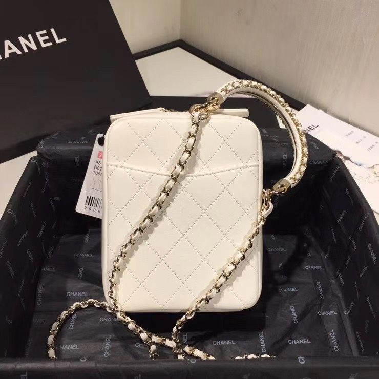CHANEL シャネル ショルダーバッグ ハンドバッグ ホワイト ヴァニティーケース カーフスキン AS1753 B02782 10601
