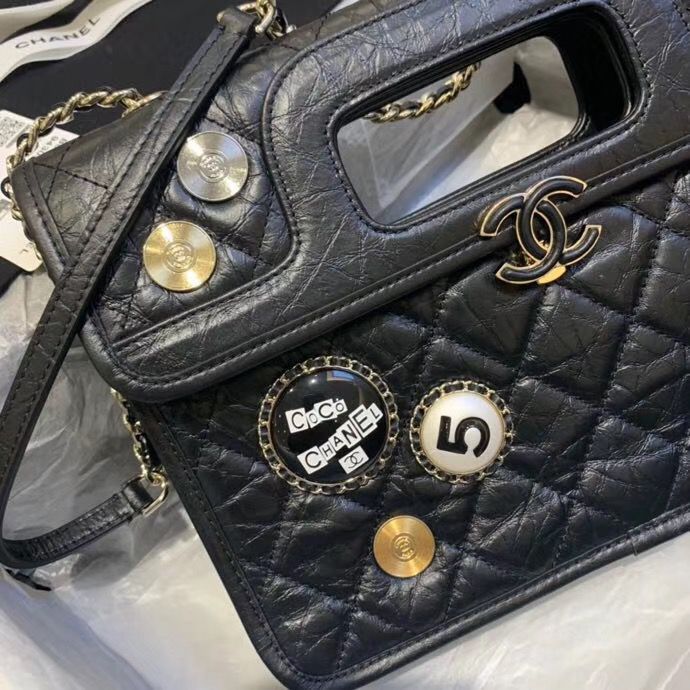 CHANEL エイジド カーフスキンフラップ ミニバッグ チャーム 2WAY ロゴ AS1430 B02436 94305
