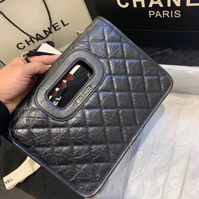 CHANEL エイジド カーフスキンフラップ ミニバッグ チャーム 2WAY ロゴ AS1430 B02436 94305