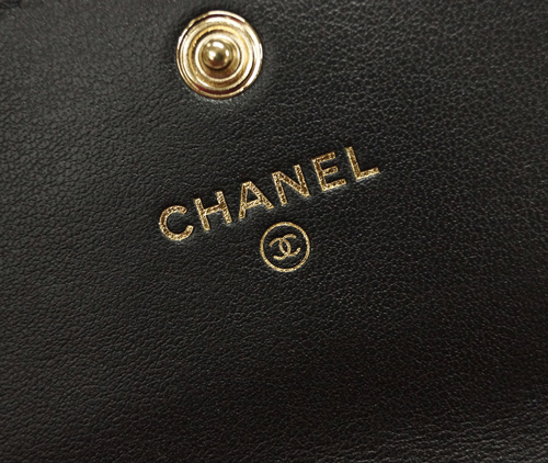 シャネル財布 AP0955 CHANEL 長札ファスナー 小銭入れ付き 長財布 CHANEL19 ロング フラップウォレット チェーン CC ブラックxダークピンク ゴールド金具