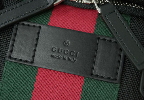 グッチバッグ 495558-1060 GUCCI バックパック リュックサック パラナ ブラック ウェビング レッドxグリーン アウトレット