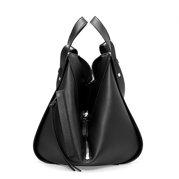 ロエベ LOEWE バッグ レディース 2WAYショルダーバッグ HAMMOCK SMALL BAG [ハンモック スモールバッグ] ブラック 黒 38730 S35 1100 BLACK 