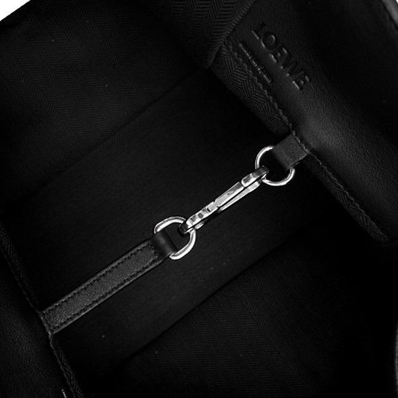 ロエベ LOEWE バッグ レディース 2WAYショルダーバッグ HAMMOCK SMALL BAG [ハンモック スモールバッグ] ブラック 黒 38730 S35 1100 BLACK 