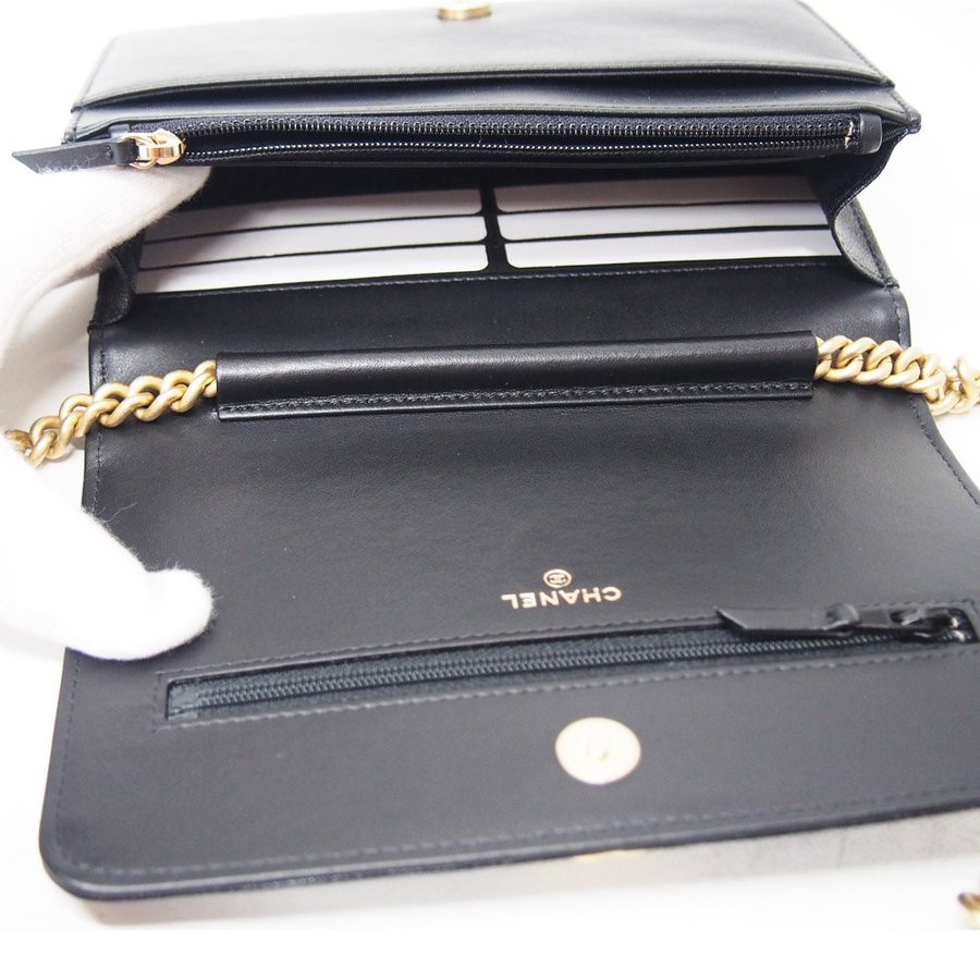 シャネル CHANEL ボーイシャネル チェーン ウォレット 黒 ゴートスキン 型押し ゴールド金具 A81969 Chanel 8031
