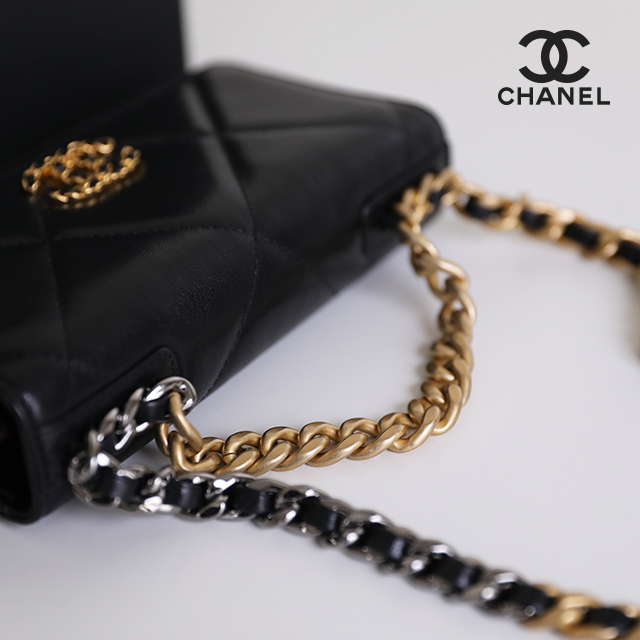 CHANEL シャネル19 チェーンウォレット ショルダーバッグ AP0957 B01564 94305