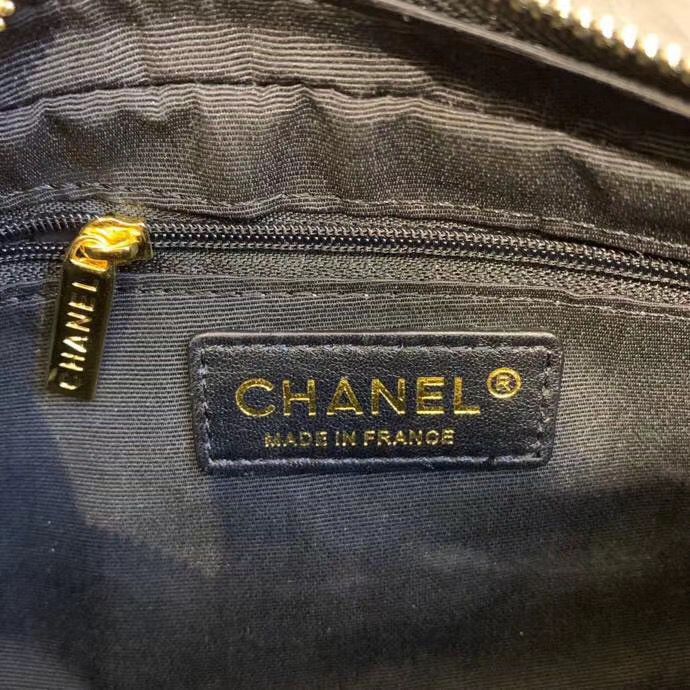 CHANEL シャネル  カメラ ケース  レディース ハンドバッグ ショルダーバッグ AS1757 B02879 94305