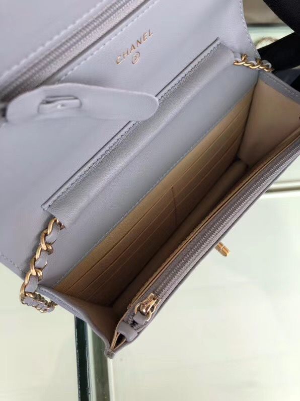 シャネル CHANEL ラムスキン チェーンウォレット グレー AP1450 B02991 94302