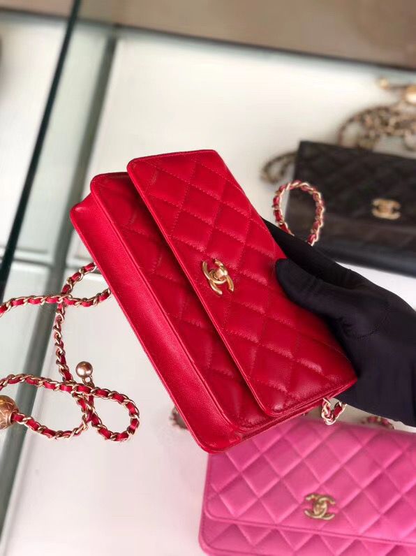 シャネル CHANEL ラムスキン チェーンウォレット 赤 AP1450 B02991 94308