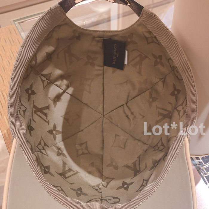 LOUIS VUITTON モノグラム ベージュ バイカラー キャップ M76504
