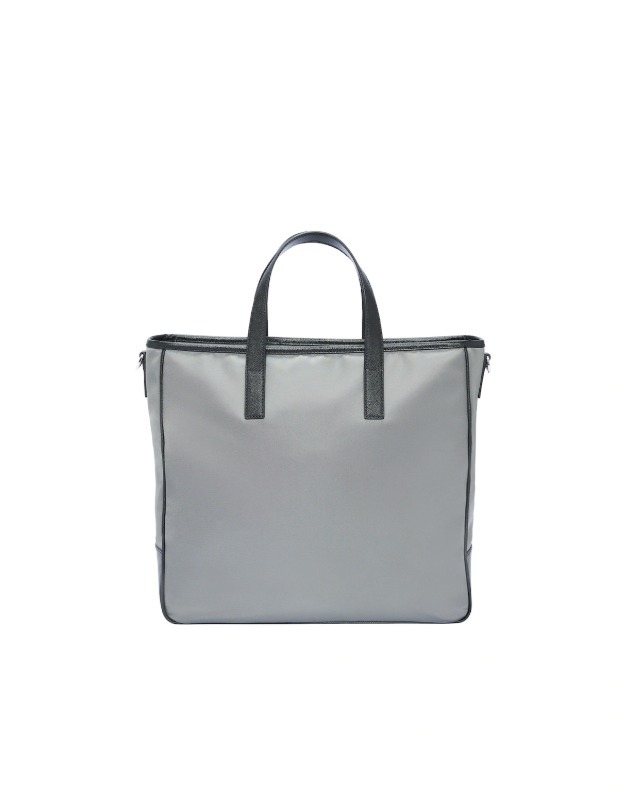 プラダ トートバッグ ビジネスバッグ テスートサフィアーノ トライアングルロゴ グレー/ブラック メンズ PRADA 2VG064_064_F0H16
