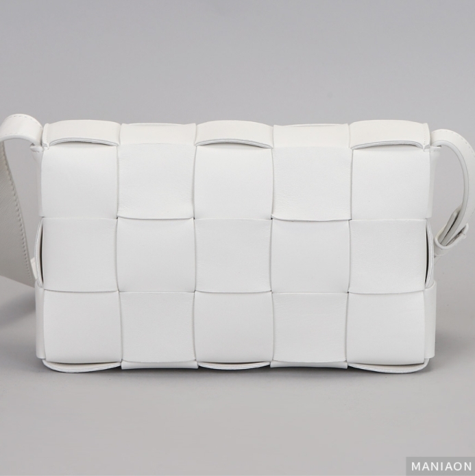 ボッテガヴェネタ BOTTEGA VENETA ショルダーバッグ クロスボディバッグ レディース 578004 VMAY1 9007