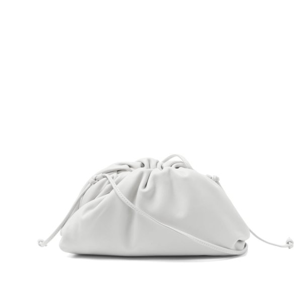 ボッテガ ヴェネタ ショルダーバッグ　ミニ THE POUCH 20　ザ ポーチ 20 585852 VCP40 9143