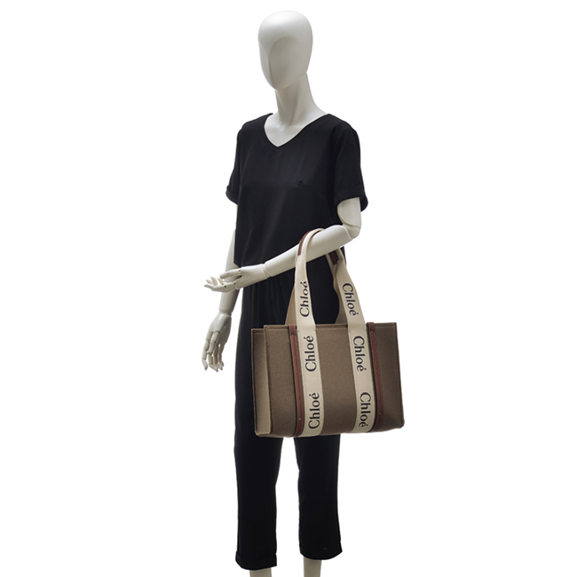 クロエ CHLOE トートバッグ WOODY LOGO ミディアム リボン付き リサイクルフェルト ブラウン系 CHC21WS383 F37 26E