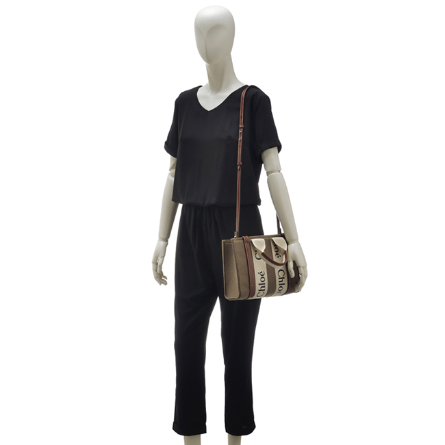 クロエ CHLOE ショルダーバッグ WOODY LOGO スモール リボン付き リサイクルフェルト ブラウン系 CHC21WS397 F37 26E