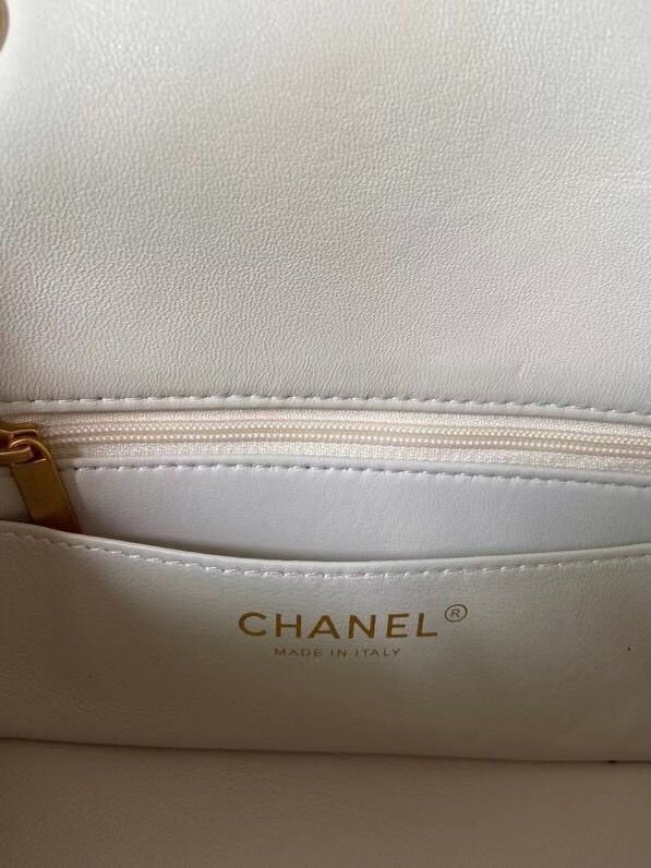 シャネル CHANEL フラップ バッグ ショルダー CC ラム パール マト AS1740 B02779 10601