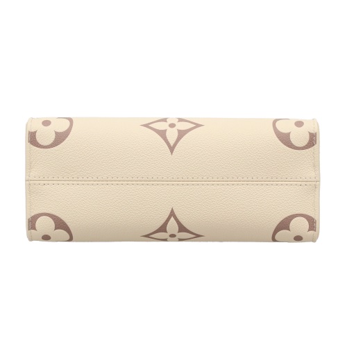 ルイヴィトン LOUISVUITTON 2WAYバッグ オンザゴーPM アイボリー トート ショルダー ゴールド金具 M45654 レディース