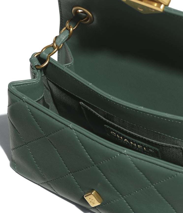 CHANEL ミニフラップバッグ レジン マトラッセ グリーン AS2633 B05977 NC636