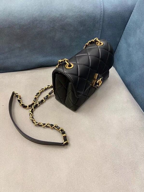 CHANEL ミニフラップバッグ レジン マトラッセ グリーン AS2633 B05977 94305