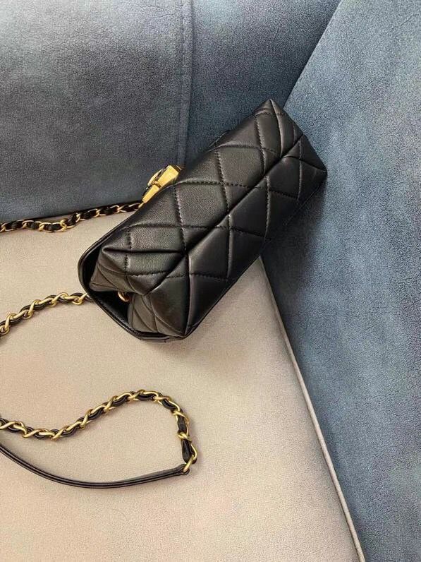 CHANEL ミニフラップバッグ レジン マトラッセ グリーン AS2633 B05977 94305